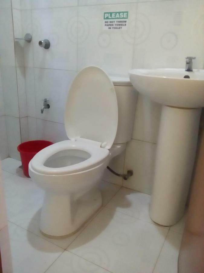 אל נידו Mam Olson Pensionne House מראה חיצוני תמונה